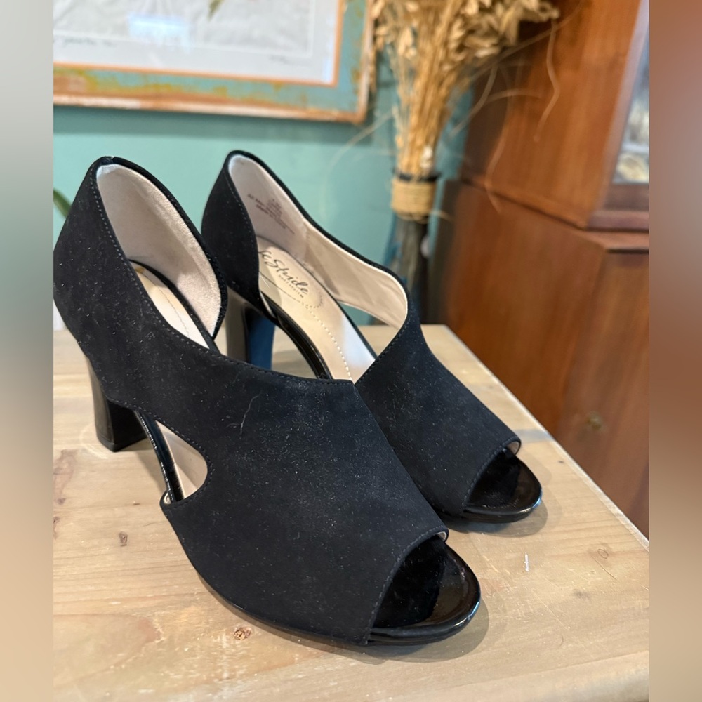 life stride black heels